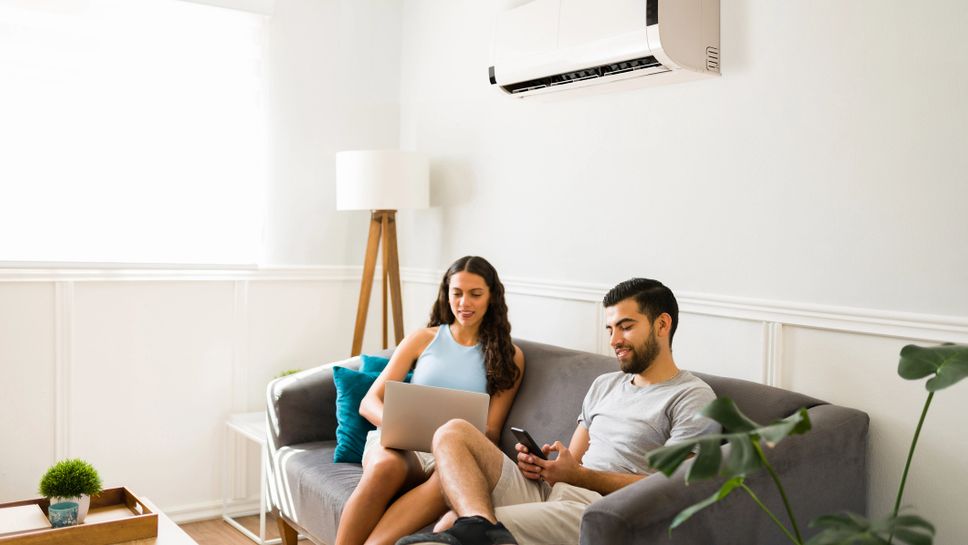 How Does an Air Conditioner Know the Room's Temperature?