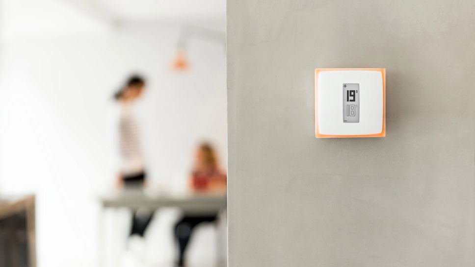 What is a smart thermostat?