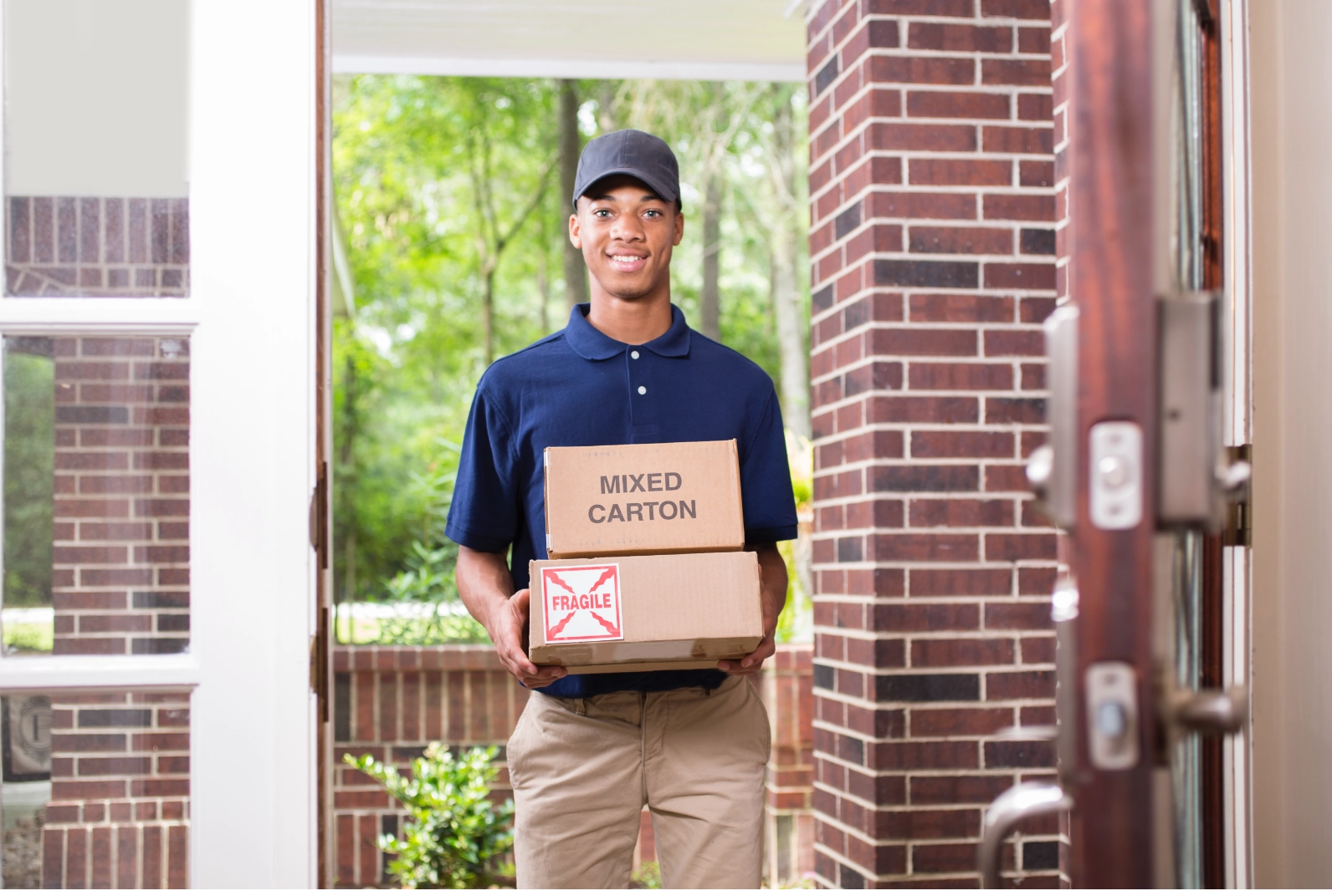 picture-deliveryman